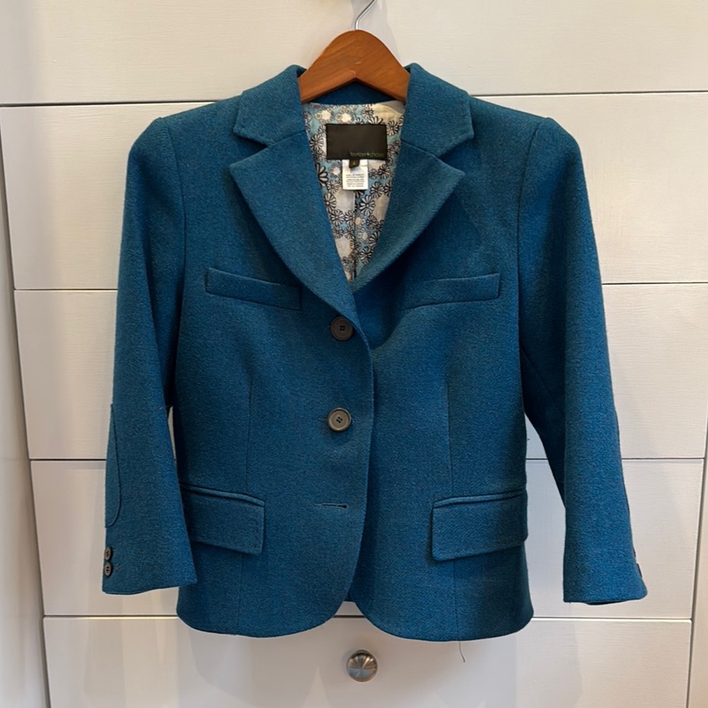 Elegant Blue Women's Blazer
